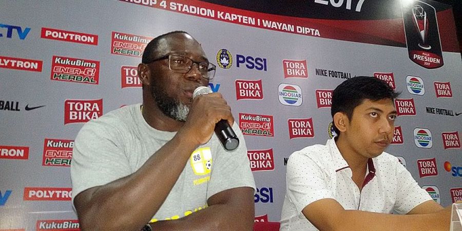 Kata Jacksen F Tiago Usai Timnya Mampu Tahan Imbang Persib