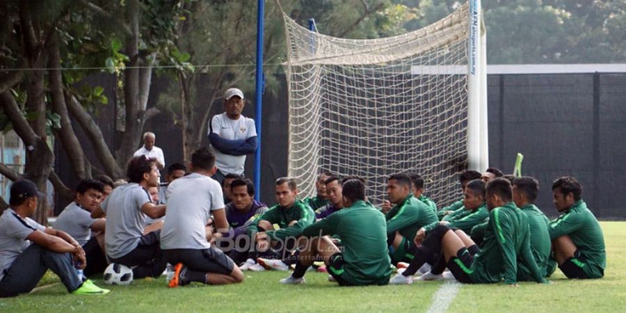 Usai Kalah dari Palestina, Pemain Timnas U-23 Indonesia Diceramahi Luis Milla