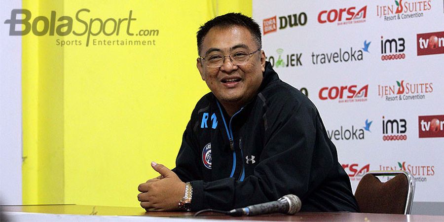 Beda dengan Persebaya dan Persib, GM Arema FC Justru Ingin Liga 1 2020 Dilanjutkan