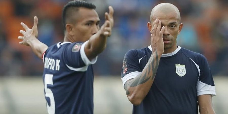 Kecewa Didepak Persela Lamongan, Pemain Senior Ini Sampaikan Salam Perpisahan yang Mengharukan