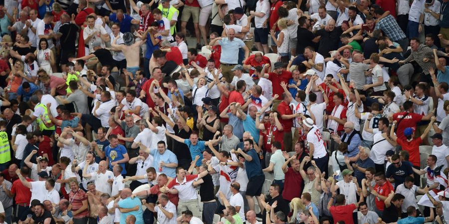 Beri Dukungan, WAGs Timnas Inggris Ini Datang Langsung ke Stadion