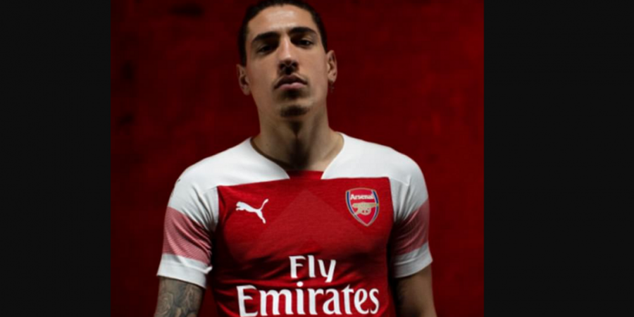 Fan Desak Timnas Spanyol Angkut Hector Bellerin untuk Bermain di Piala Dunia 2018