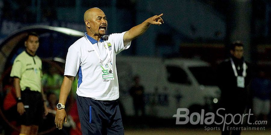 Persib Tak Kunjung Punya Pelatih, Herrie Setiawan Malah Pergi