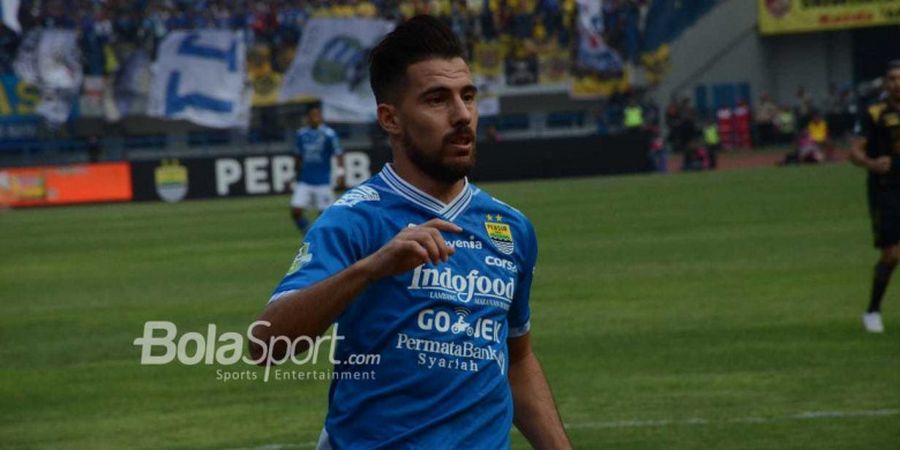 Dramatis! Eks Pemain Persib Bikin Assist, Klubnya Menang akibat Gol Bunuh Diri