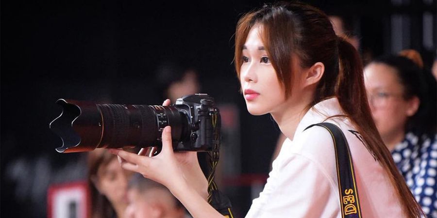 10 Potret Cantik Kuk Thew, Fotografer Basket yang Juga Piawai Jadi Model