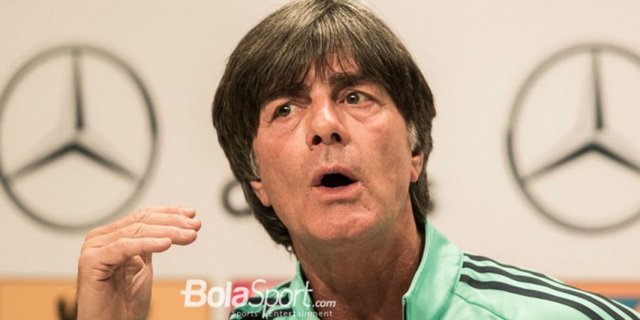 Pelatih Timnas Jerman: Pintu Sudah Tertutup bagi Mesut Oezil untuk Kembali