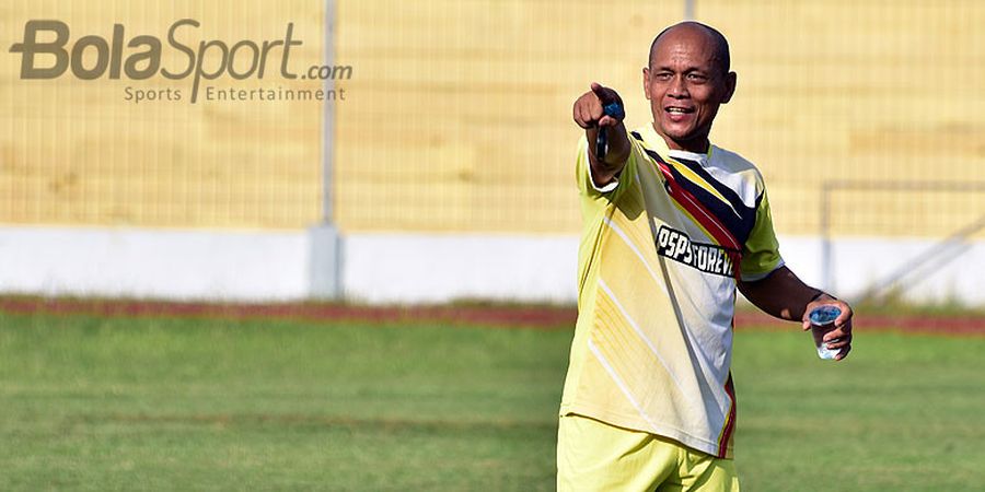 Pelatih Kepala Kursus, Asisten Pelatih PSPS Riau Mundur