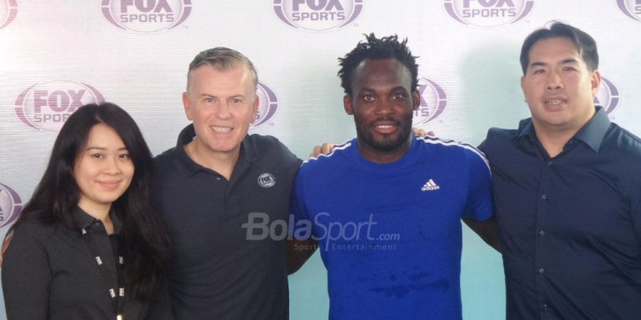 Michael Essien Unggah Foto Bareng Pelatih Manchester United, Pelawak Sule Komentar Begini