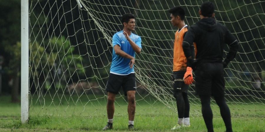 Baru Bergabung Arema FC, Eks Pelatih Kiper Santos FC Ini Dinilai Berikan Dampak Positif