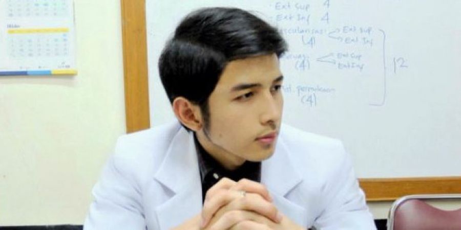 Dokter Ganteng Aditya Surya Pratama Tampil Keren Ketika Berolahraga, Bikin Cewek Minta Diobatin!