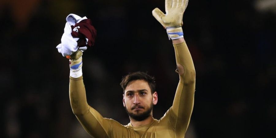 Jumpa Inggris, Gianluigi Donnarumma Berpeluang Gantikan Buffon di Bawah Mistar Italia