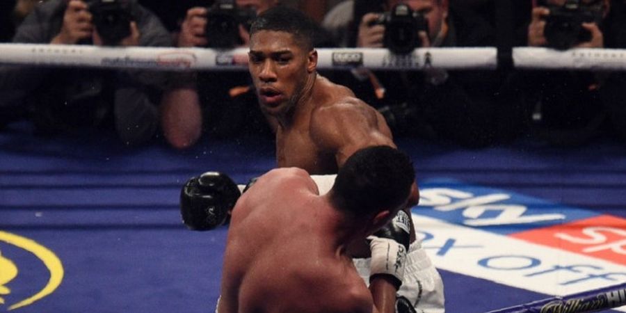 Wasit di Pertarungan Joshua Vs Parker Tidak Bisa Bahasa Inggris