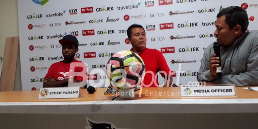 Lebih Dominan, Pelatih Semen Padang Kecewa Kalah dari Persija