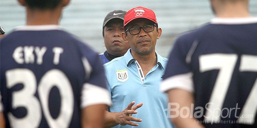 Aji Santoso Siap Bawa Persela Lamongan ke Papan Atas Liga 1 2018