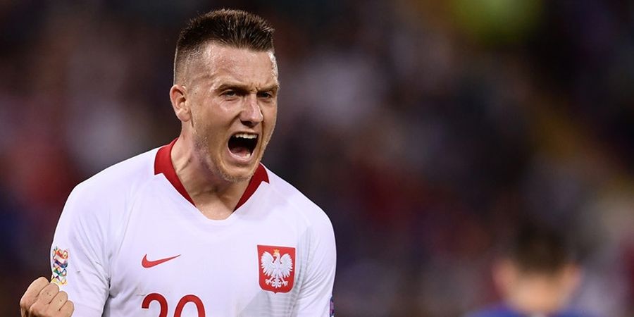 Tanda Tanya Kontrak Baru Menjadi Jalan Piotr Zielinski Gabung Liverpool