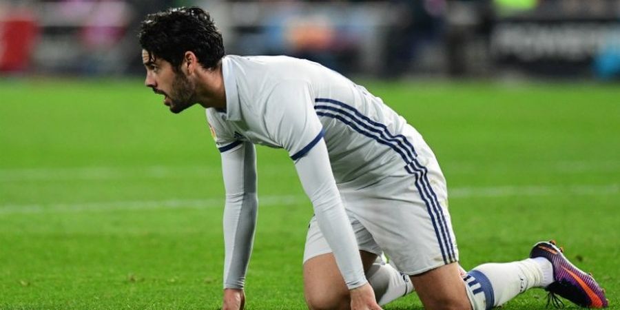 Barcelona Tertarik Bajak Gelandang Real Madrid