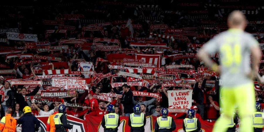 GALERI VIDEO - Detik-detik Fan FC Koeln Menginvasi Stadion Emirates, Markas Arsenal