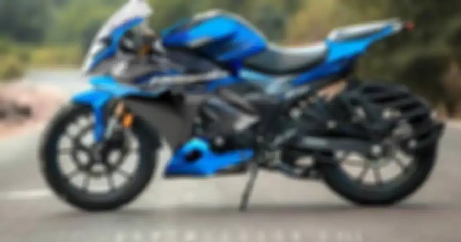 Gambar render Honda Hornet 2.0 jadi motor sport fairing.