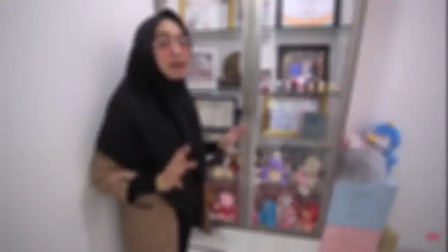 Serba Pink dengan Pernak-pernik Hello Kitty, Intip Kamar Mewah Sang Ratu YouTube Ria Ricis!