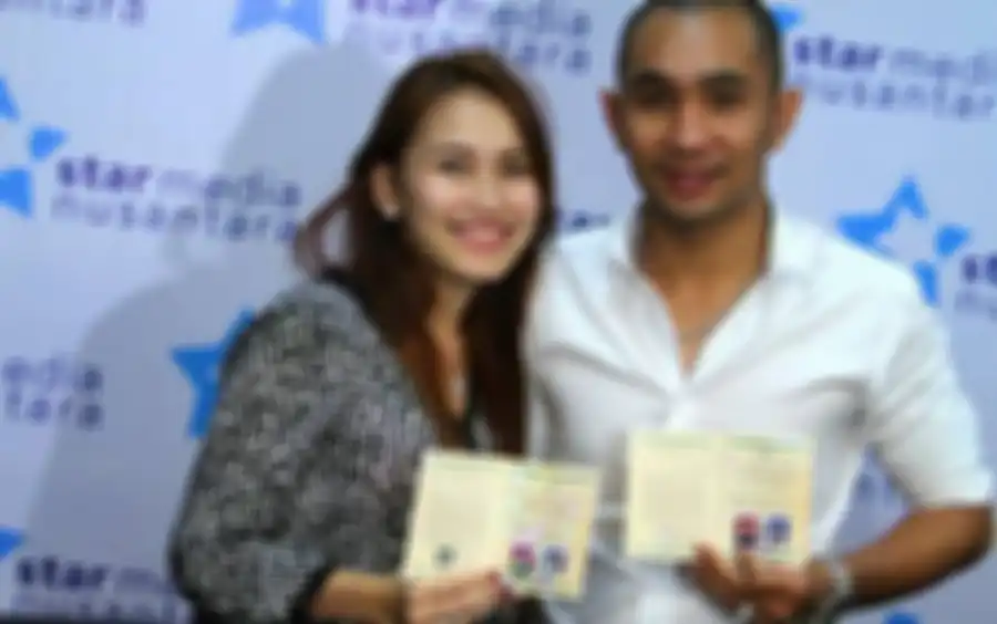 Ayu Ting ting dan Enji