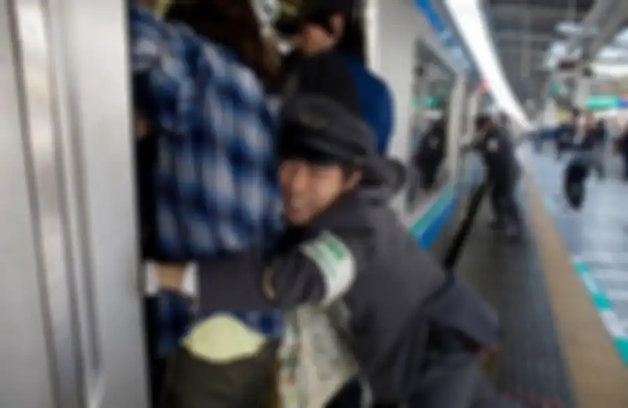 Tak Kalah Parah dengan Jakarta, Begini Potret Suasana Jam Sibuk di Berbagai Negara
