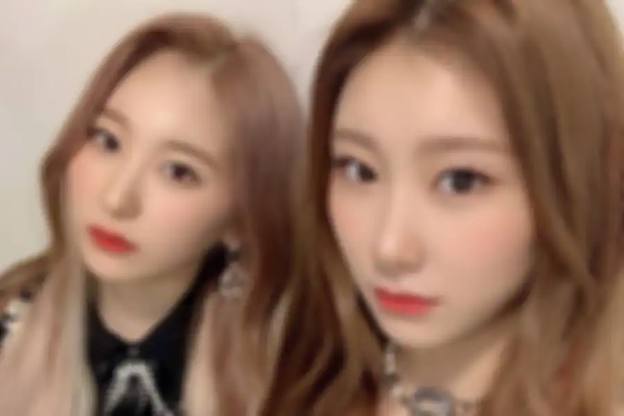 Chaeyeon dan Chaeryeong 