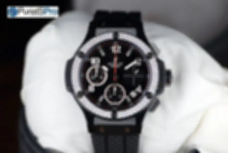Hublot BB BLack Magic 114 Diamonds