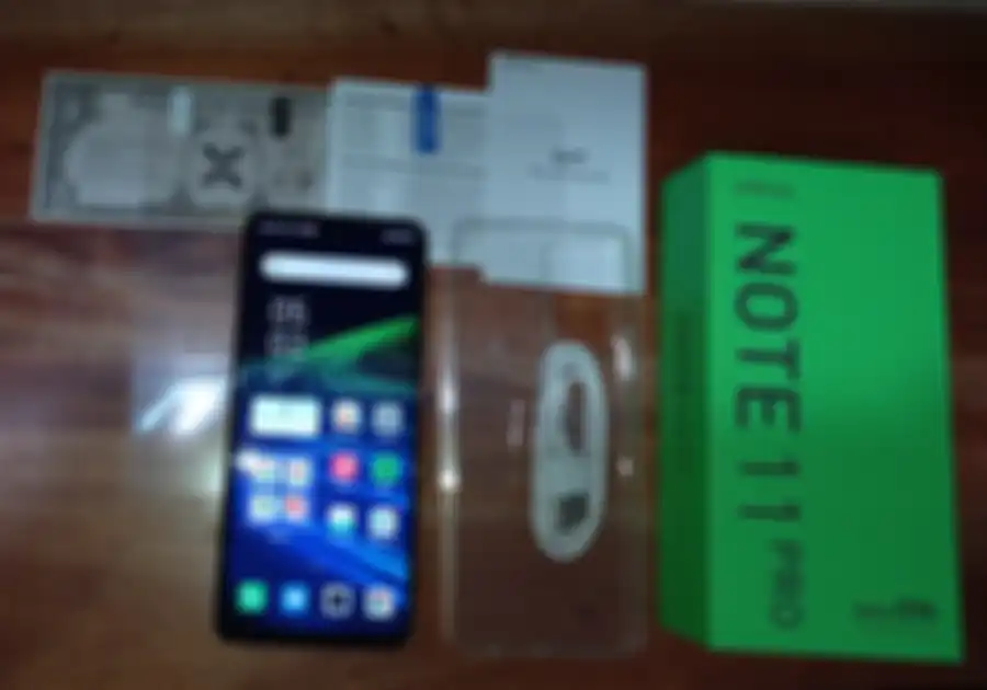 Kelengkapan di dalam box Infinix Note 11 Pro