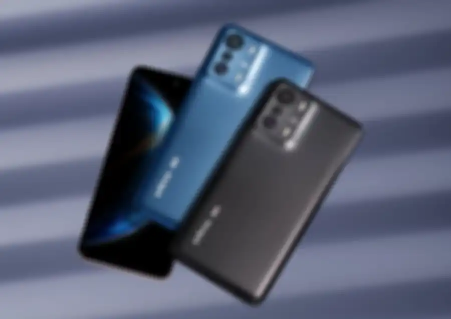 Desai belakang Infinix Zero 5G