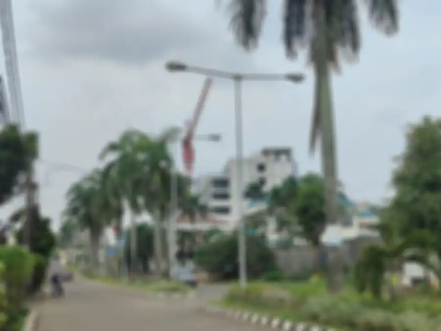 Hasil foto siang realme GT2 Pro lensa 2x zoom