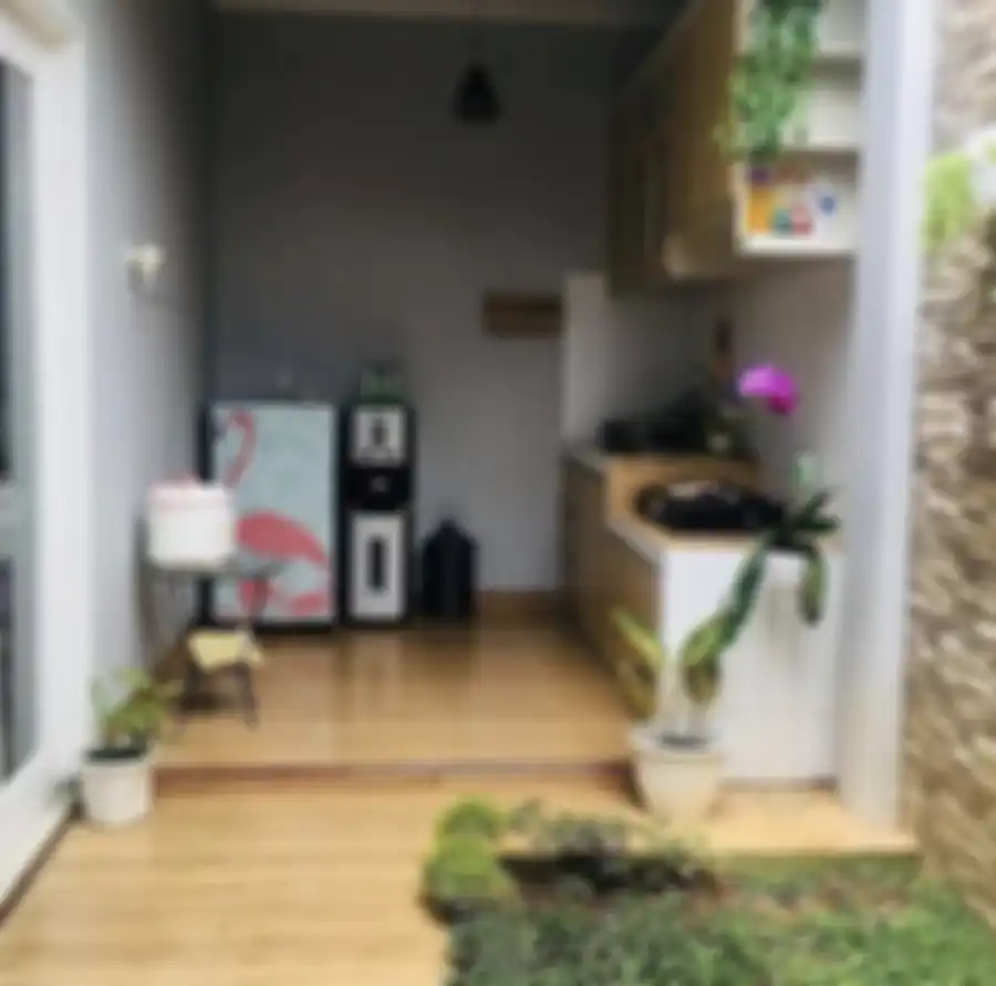 Ini 7 desain dapur mungil cantik yang bikin istri auto klepek-klepek. Jangan lupa intip foto aestheticnya ya. 