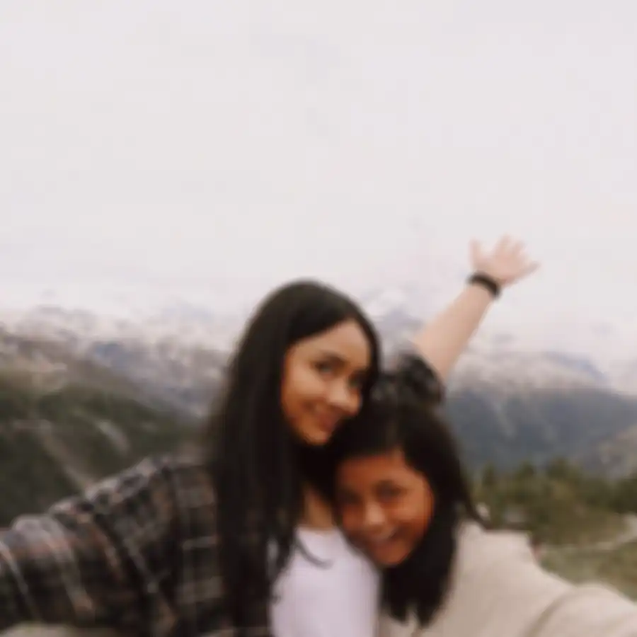 Gita Gutawa & Aura Gutawa