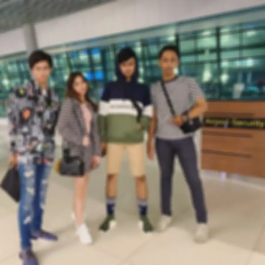 OOTD pakai outer ala pacar Jordi Onsu, Frislly Herlind
