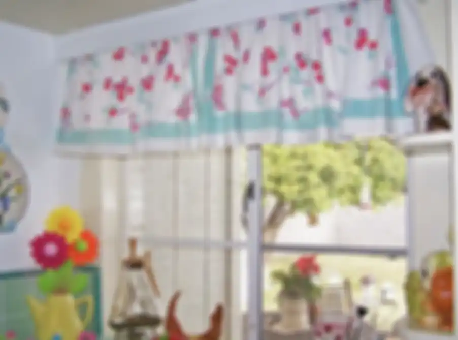 Desain dapur klasik minimalis sukses curi perhatian tetangga lantaran penampilan mewah. 10 foto inspirasinya langsung disimpan.