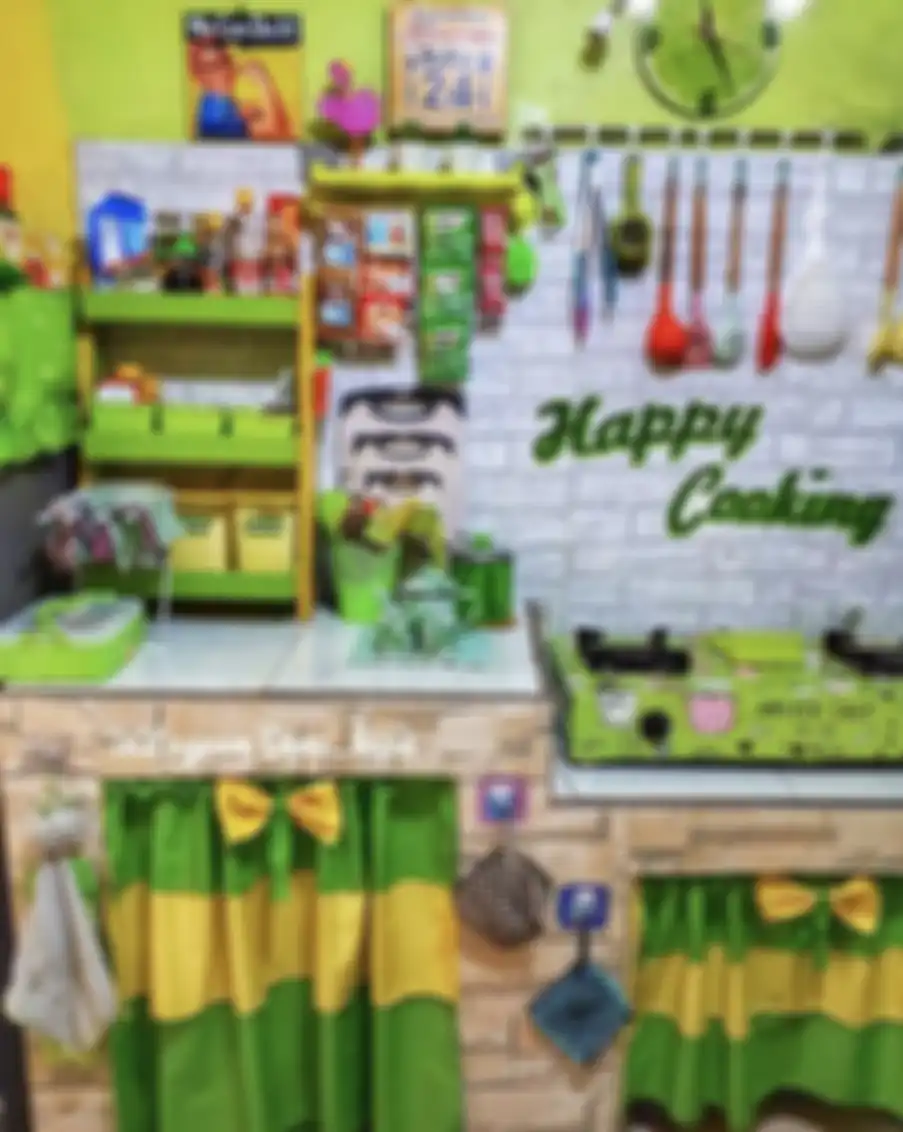 Warna ini bikin desain dapur mungil mampu menjaa mood Ibu-ibu memasak di rumah. terbukti manjur! 8 foto estetiknya jadi bukti.