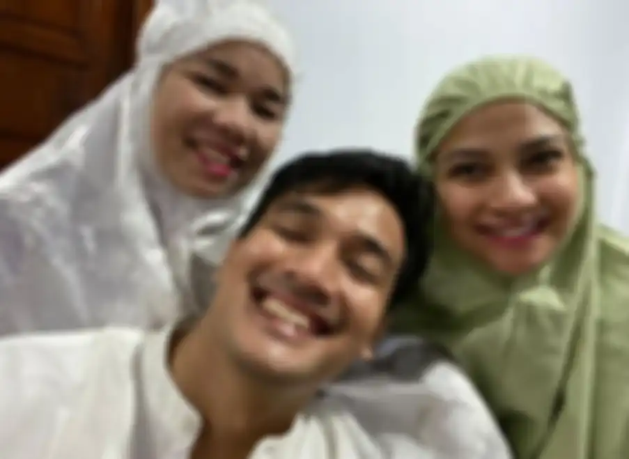 Kedekatan Dewi Zuhriati dengan menantunya Vanessa Angel yang sudah dianggap bak anak sendiri 