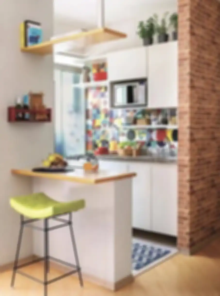 Yuk kita intip 7 inspirasi desain ala cafe minimalis yang menawan hati. Jangan lupa ada foto estetiknya. Cozy banget!