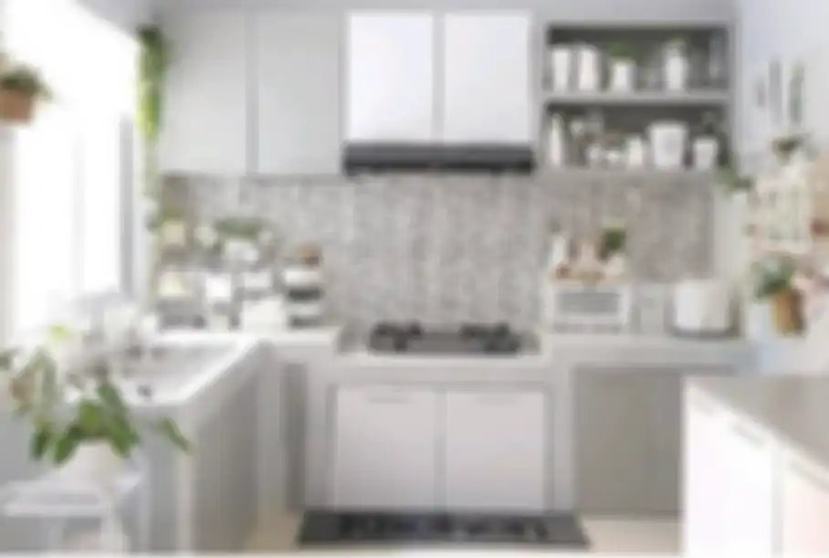 Desain kabinet dapur minimalis memulas area memasak jadi tampak cantik. Fungsinya juga maksimal di balik aesthetic. Simak 8 foto hasilnya. 