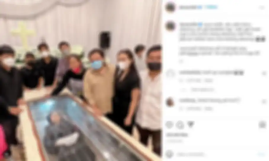 Dara Arafah, Keanu, dan kawan-kawan sesama selebgram berfoto bersama jenazah Laura Anna