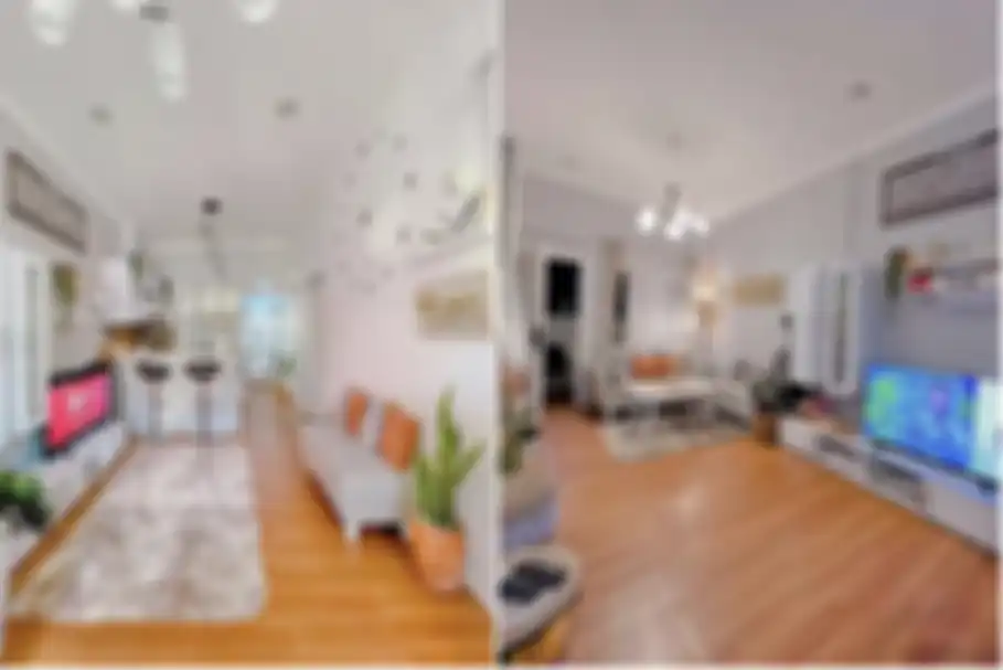 Desain ruang tamu dan dapur tanpa sekat ini jadi solusi jitu di rumah mungil. Aura anti sumpek didapat. Lihat 8 foto contohnya.