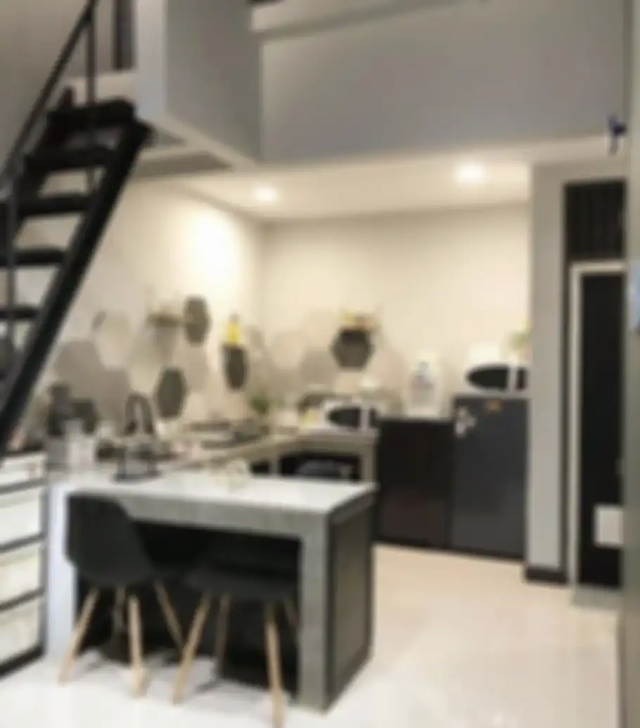 Desain dapur mungil dekat kamar mandi yang memberi aura positif ideal buat rumah minimalis. Istri girang lihat 9 foto contohnya.