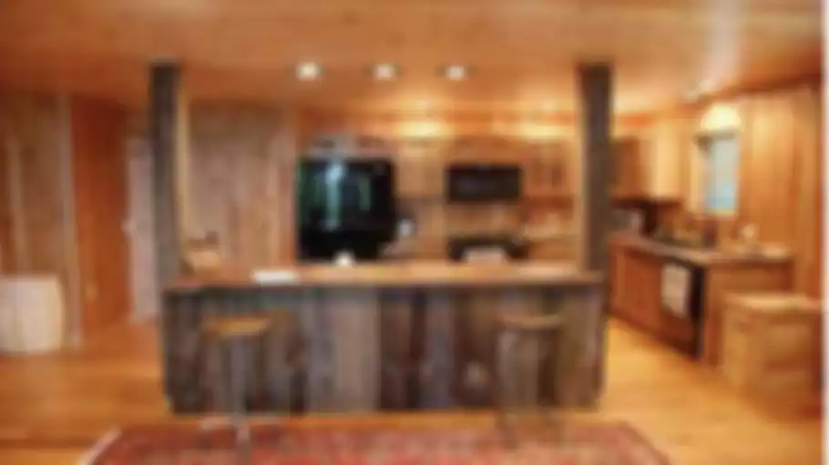 Desain dapur kayu minimalis semakin memberikan rasa hangat berkat sentuhan begini. Intip 7 foto hasilnya bikin jatuh hati. 