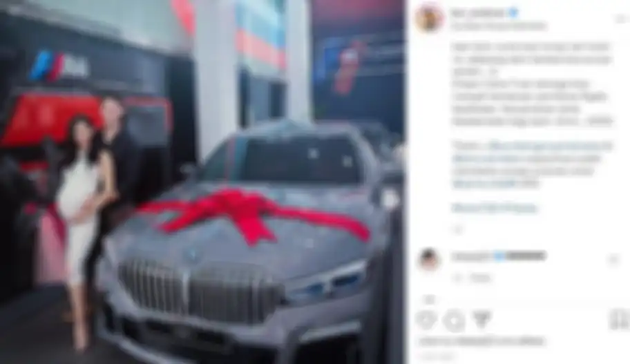 Kevin Andrean berikan hadiah BMW mewah untuk Sylvia Fully jelang lahiran