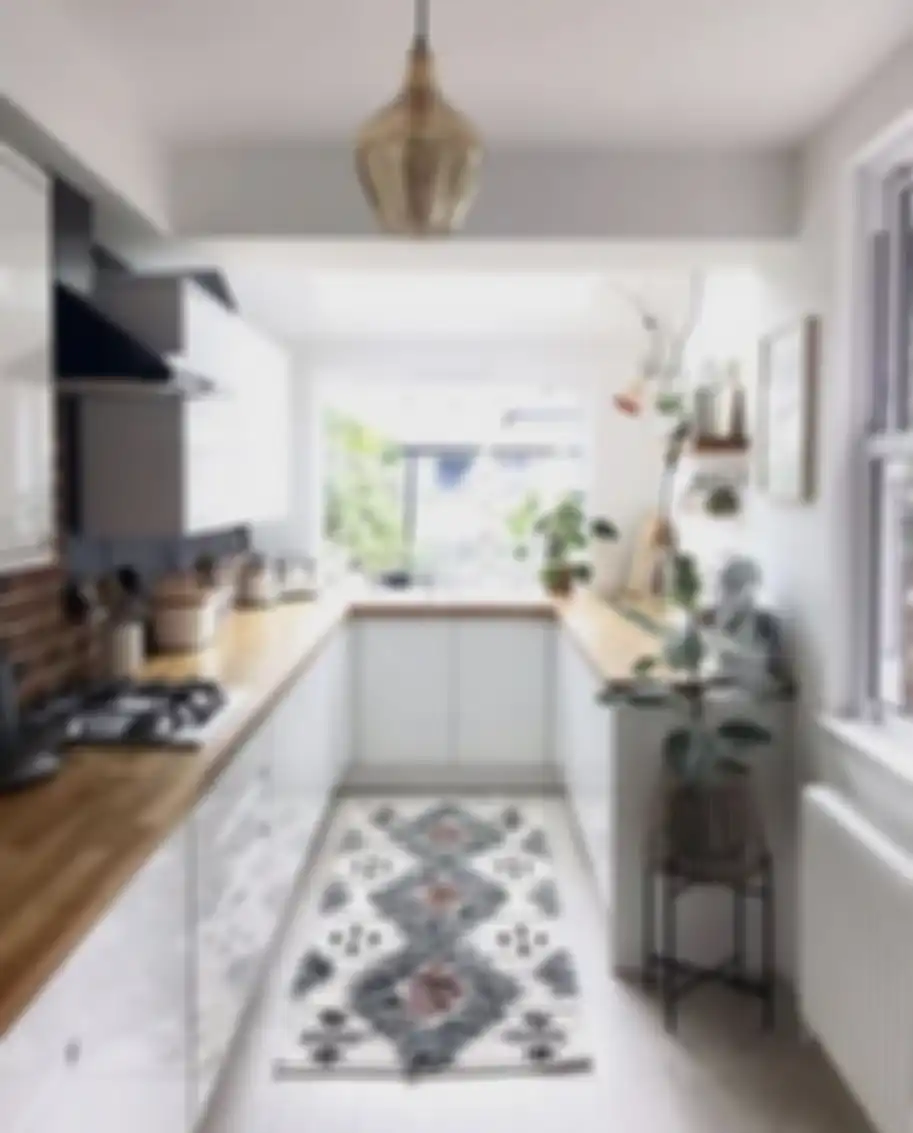 Desain dapur sempit jadi sorotan tetanga yang datangi rumah mungil. Sudah pasti nggak butuh lahan luas. Intip yuk 7 foto aplikasinya.
