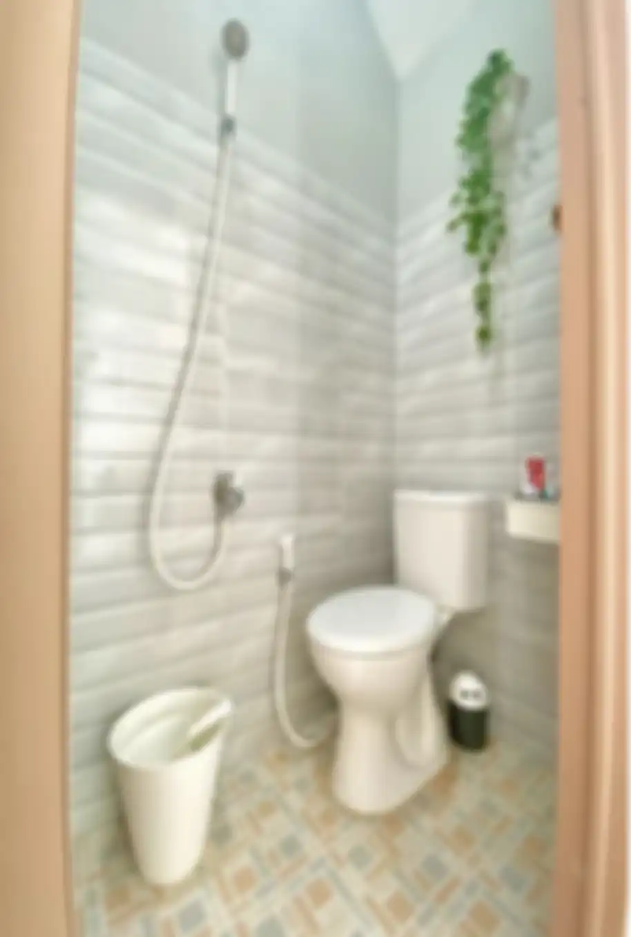 11 desain kamar mandi sederhana tapi bersih ini tinggal dipilih-pilih. Dijamin cocok buat manjakan istri. Lihat foto inspirasinya.