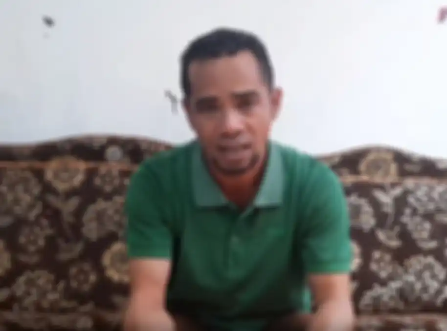 Ayah kandung Betrand Peto, Ferdy Peto.