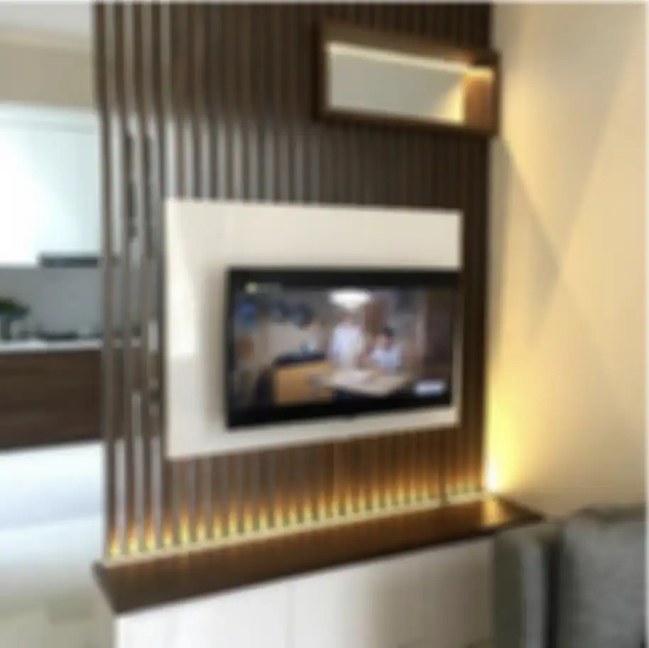 Desain sekat dapur dan ruang keluarga ini mampu memulas kesan elegan di rumah minimalis. Ini 8 foto estetiknya. 