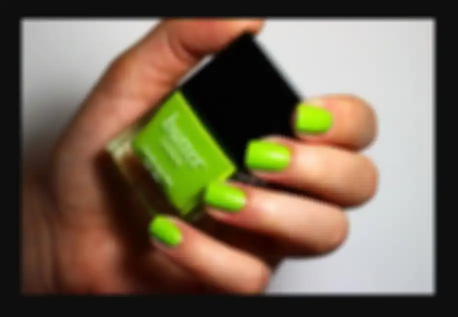 Kuteks hijau lime