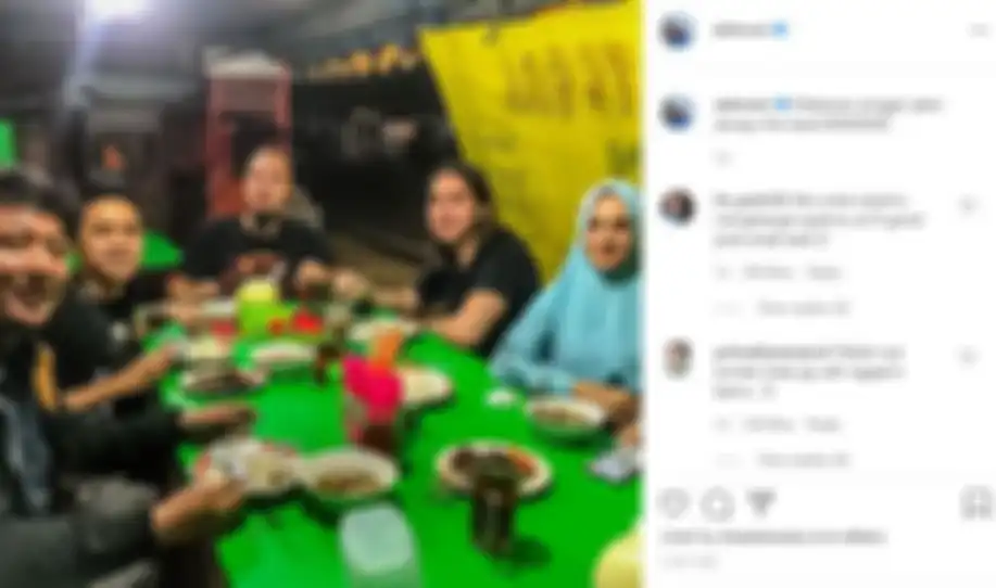 Ahamd Dhani ajak El Rumi santap makanan di warung sederhana