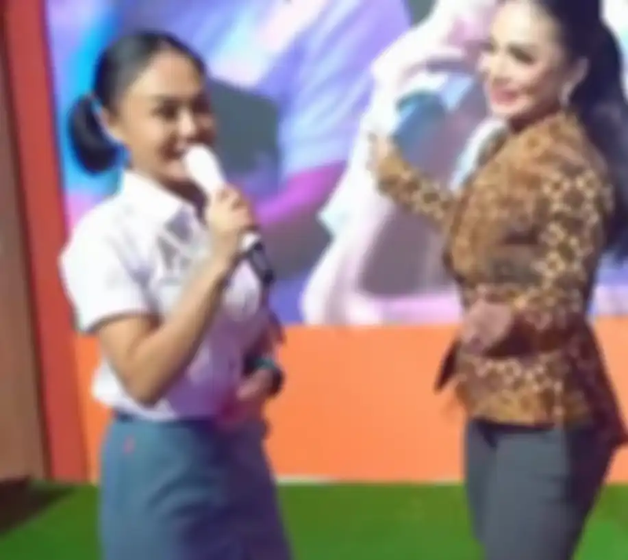 Pakaian Yuni Shara dikomentari Krisdayanti.